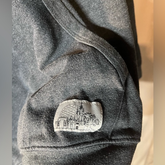 Disney parks sweater - Picture 3 of 7